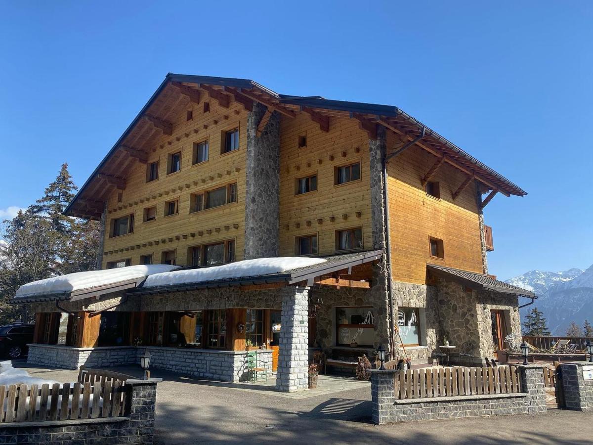 Colorado Riders Chalet Crans-Montana Kültér fotó